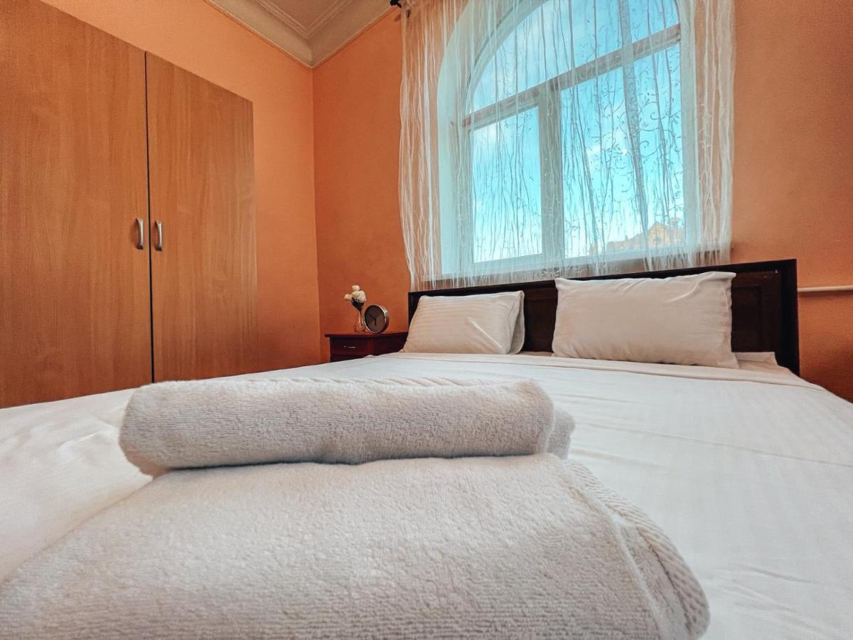 Apartments On Kreshchatik 17 키예프 외부 사진