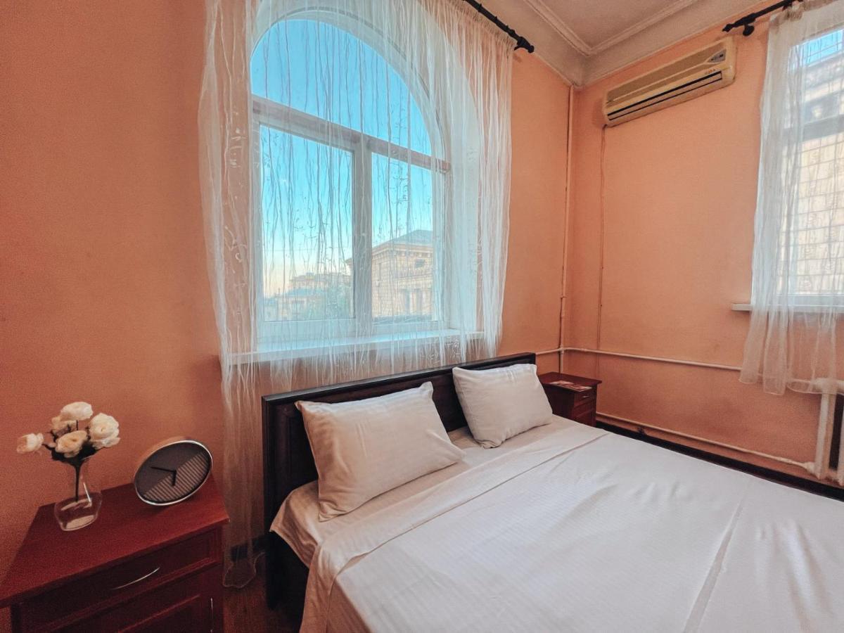 Apartments On Kreshchatik 17 키예프 외부 사진